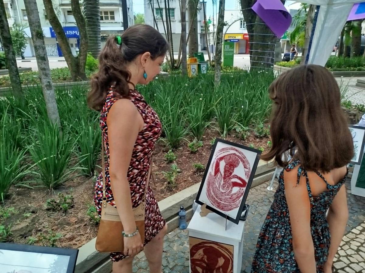 Exposição leva os orixás do Batuque para a Praça Nereu Ramos — foto 2