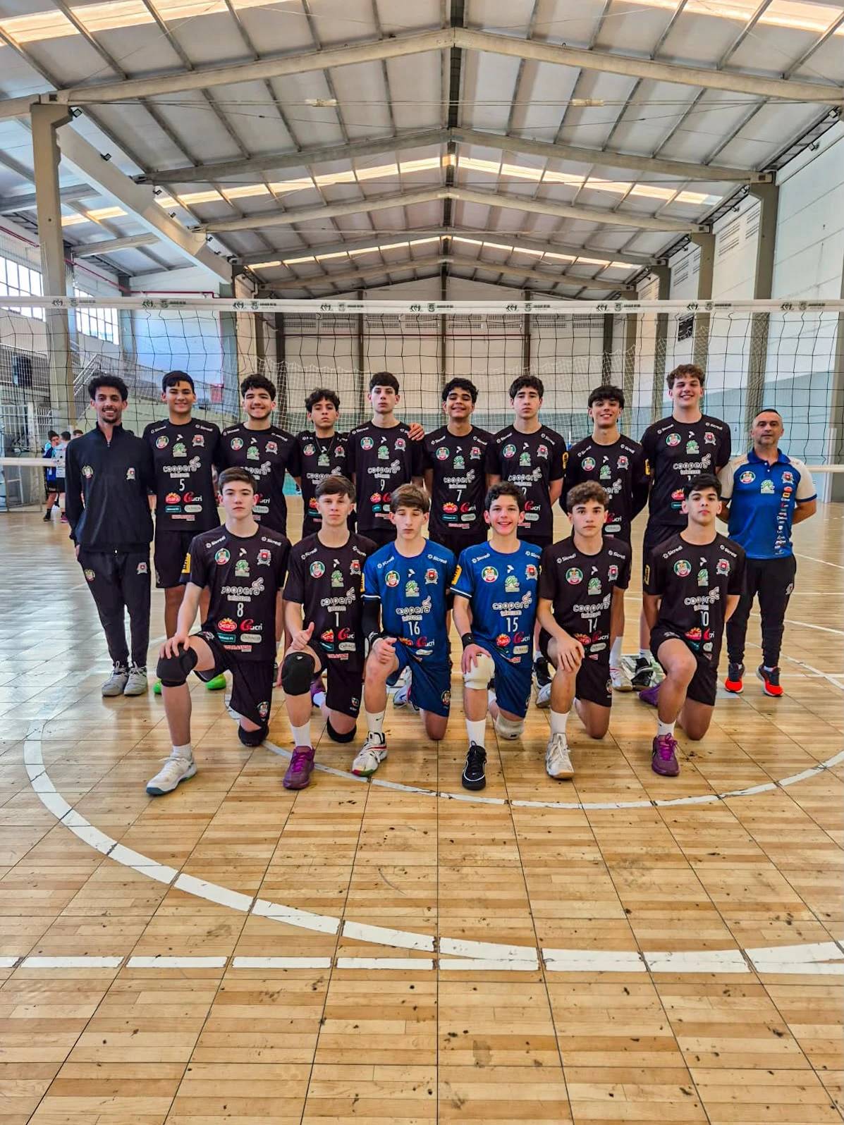 Vôlei de Forquilhinha vence em quatro competições e garante vaga na final do Estadual — foto 1