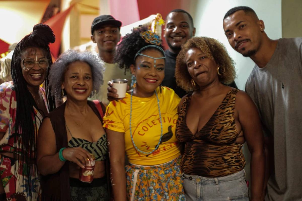 Evento gratuito leva folia do Carnaval às ruas de Criciúma — foto 15