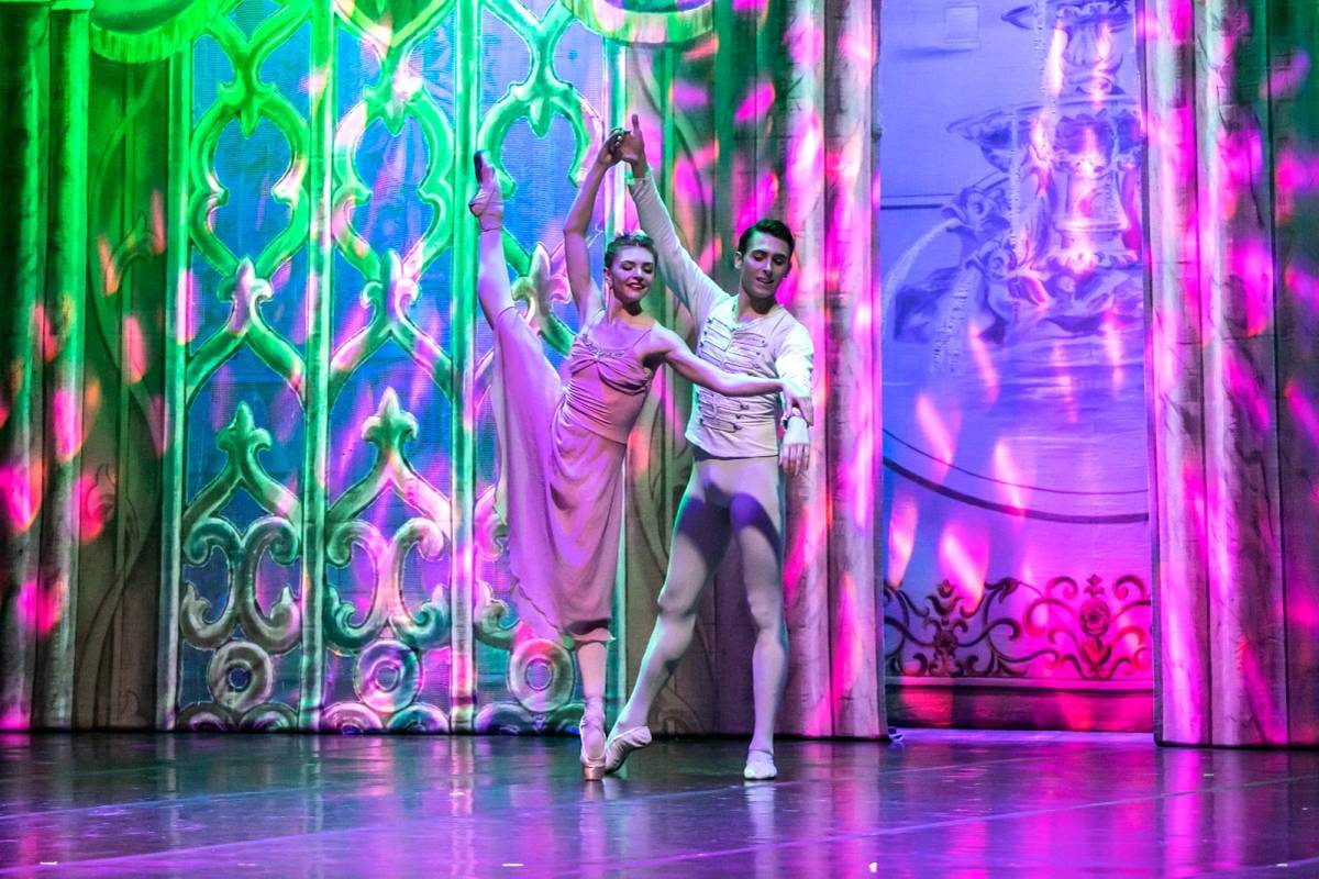 Teatro Elias Angeloni recebe espetáculo internacional de ballet em Criciúma — foto 5