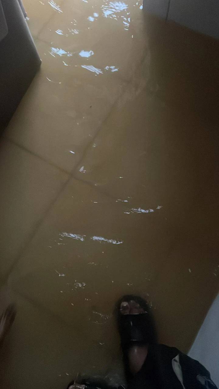 Chuva intensa provoca alagamentos e água invade casas em bairros de Criciúma — foto 2