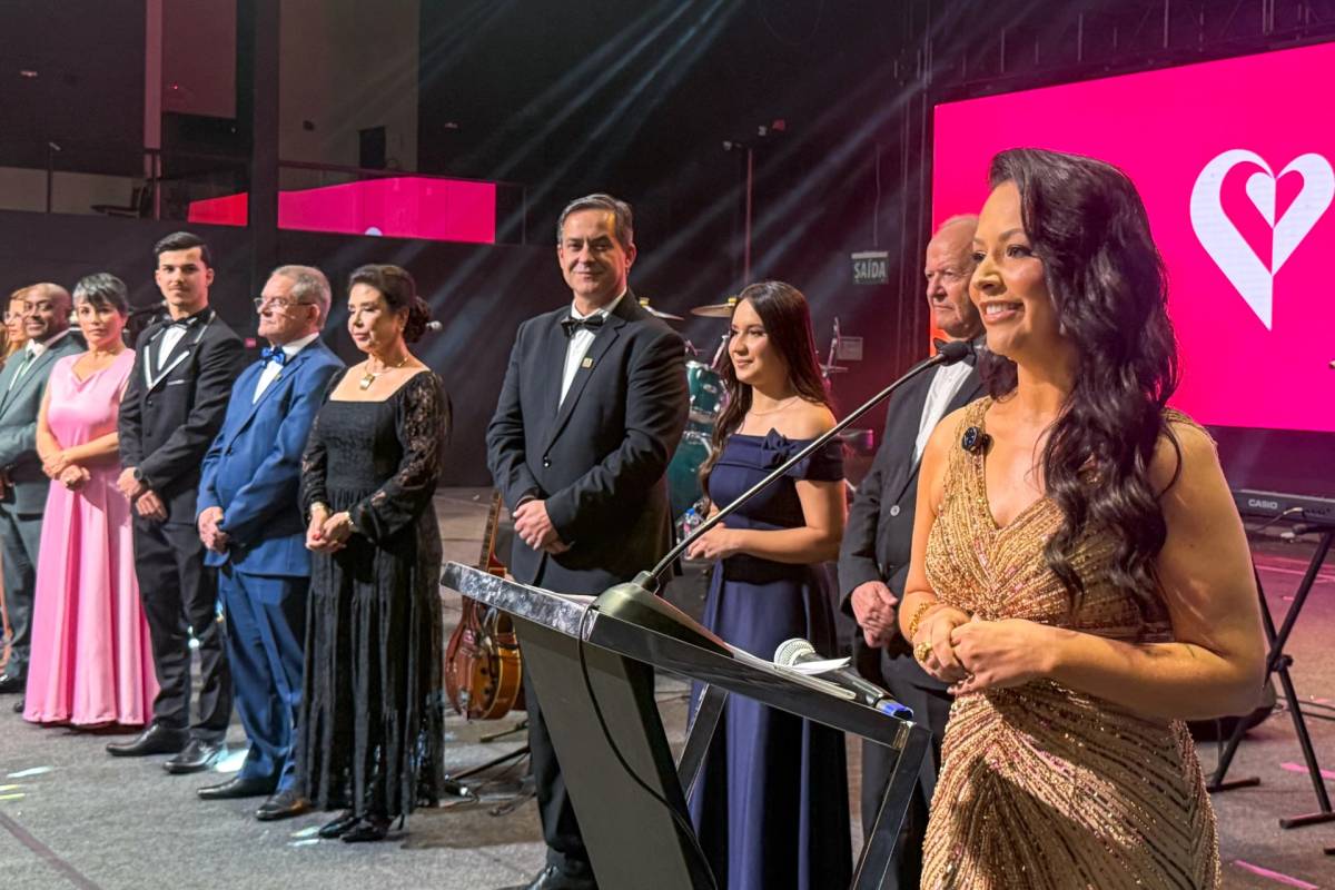 Baile das Estrelas da Afasc reúne três mil idosos em tarde de convivência e integração — foto 2