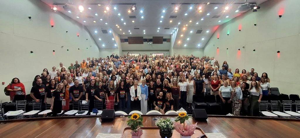 'Da escola que temos à escola que queremos': Jornada Pedagógica mobiliza educadores da região de Criciúma — foto 1