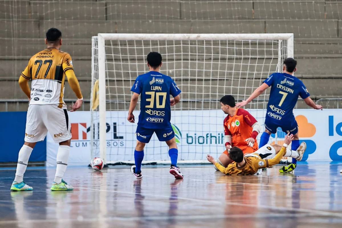 Criciúma Futsal busca empate e soma primeiro ponto no Campeonato Brasileiro — foto 2