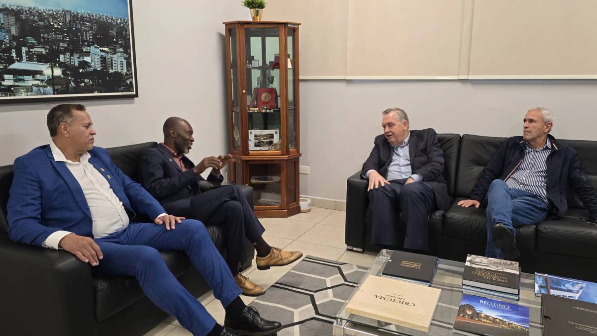 Em Criciúma, representante do Togo conhece empresas e instituições da região — foto 2