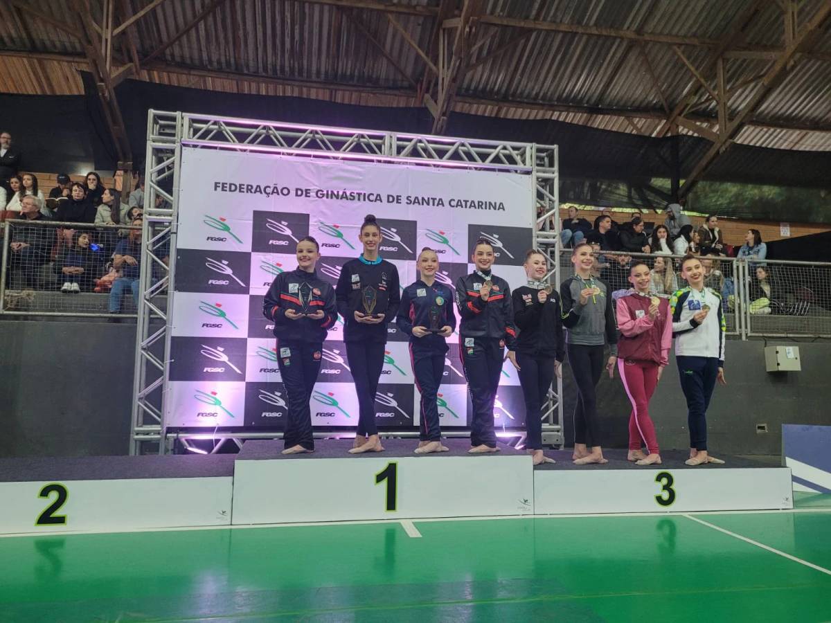 Ginastas fazem história e conquistam título estadual inédito para Criciúma — foto 2