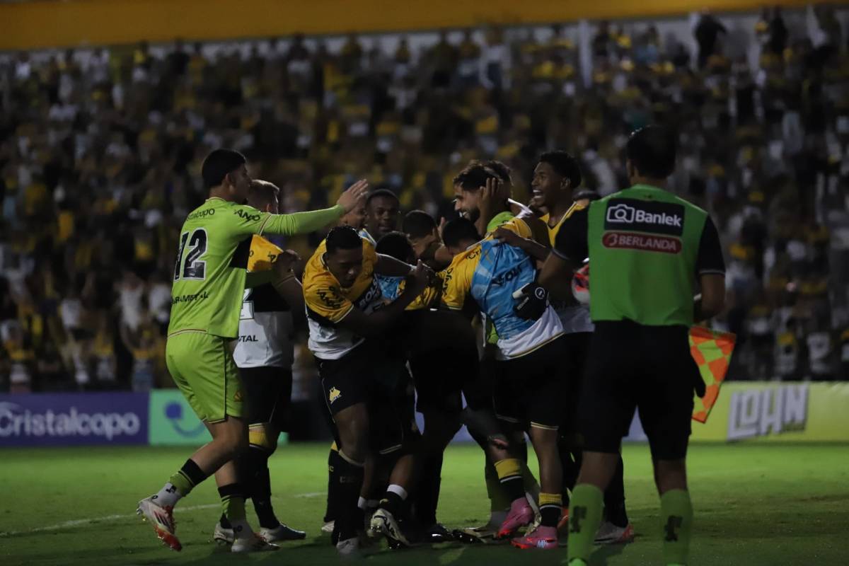 Veja os gols e as fotos da vitória que deu ao Tigre o título da Taça Acesc — foto 2