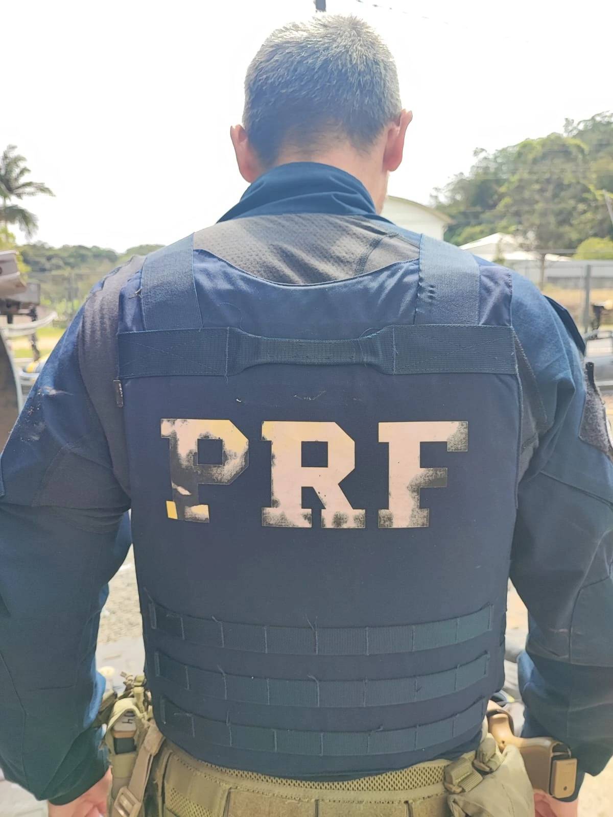 Fotos e vídeos: operação resulta na prisão de empresários e apreensão de componentes automotivos em Criciúma — foto 3