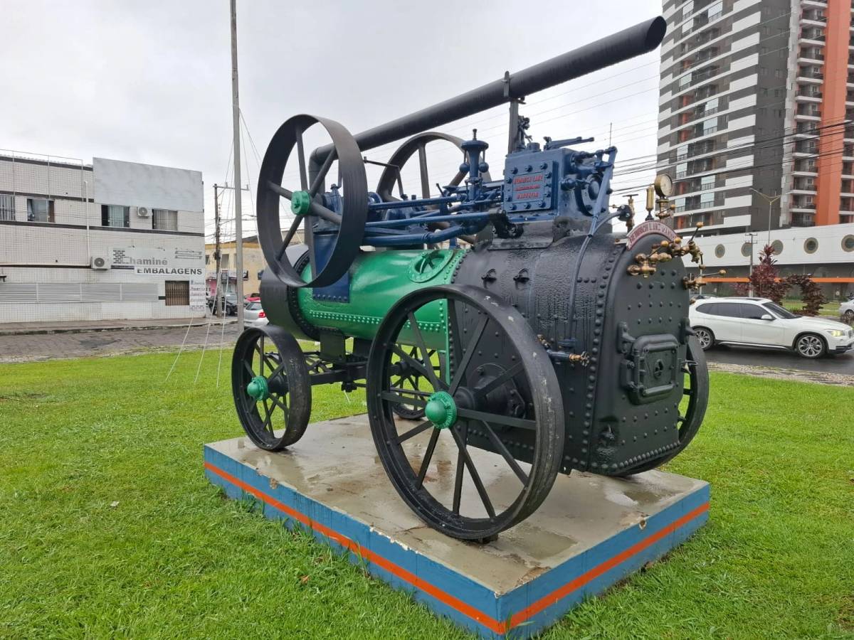 Locomóvel da Praça da Chaminé é restaurado em Criciúma; veja fotos — foto 1