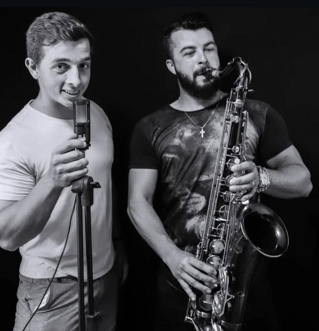 Clássico e moderno: saxofonista traz inovação e união do tempo antigo com o presente — foto 2