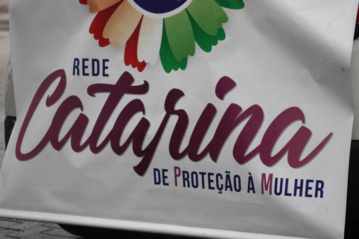 Agosto Lilás: ação leva informações sobre prevenção à violência doméstica em Criciúma — foto 2