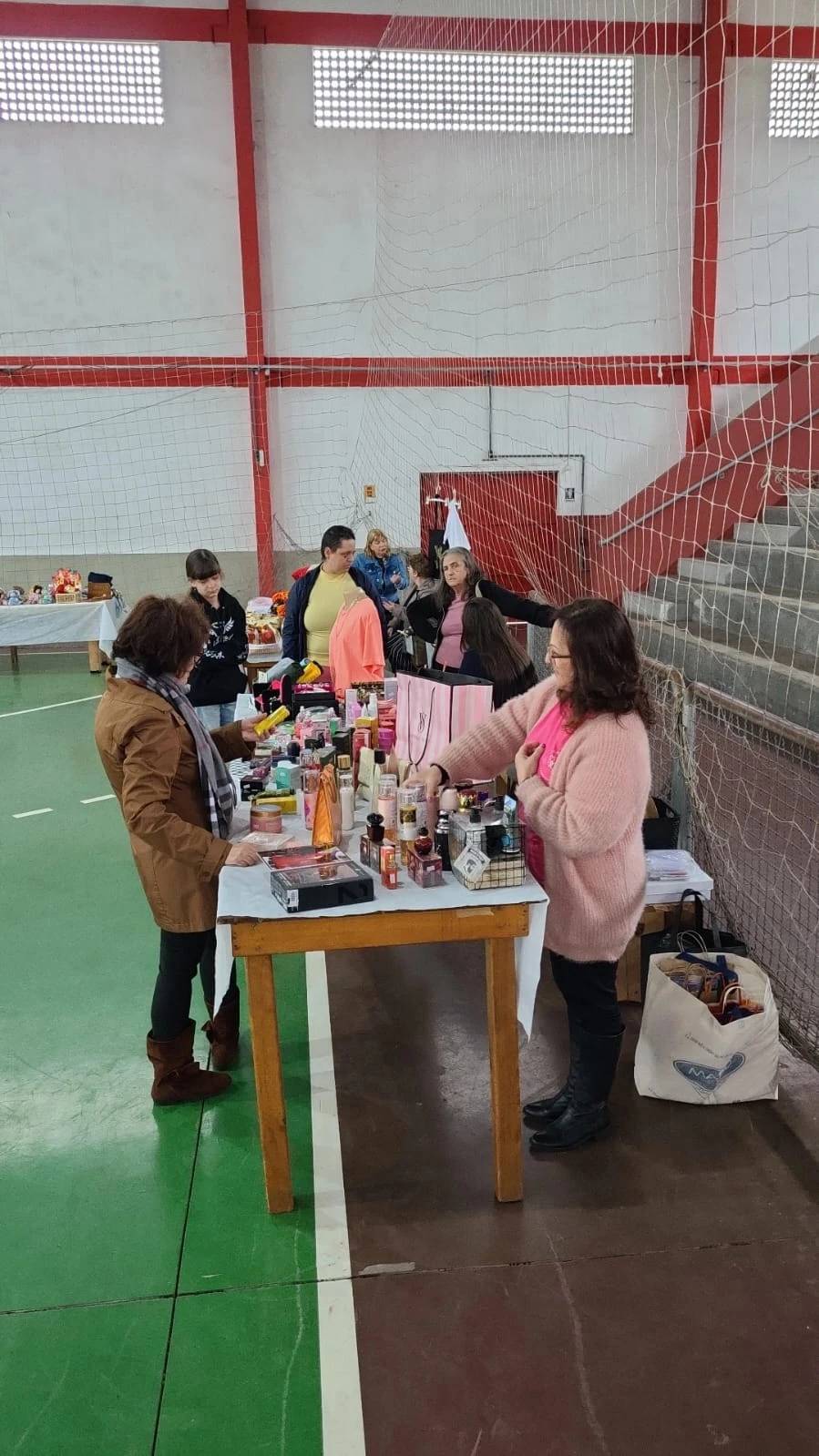 Feira busca dar destaque para mulheres artesãs e empreendedoras em Criciúma — foto 7