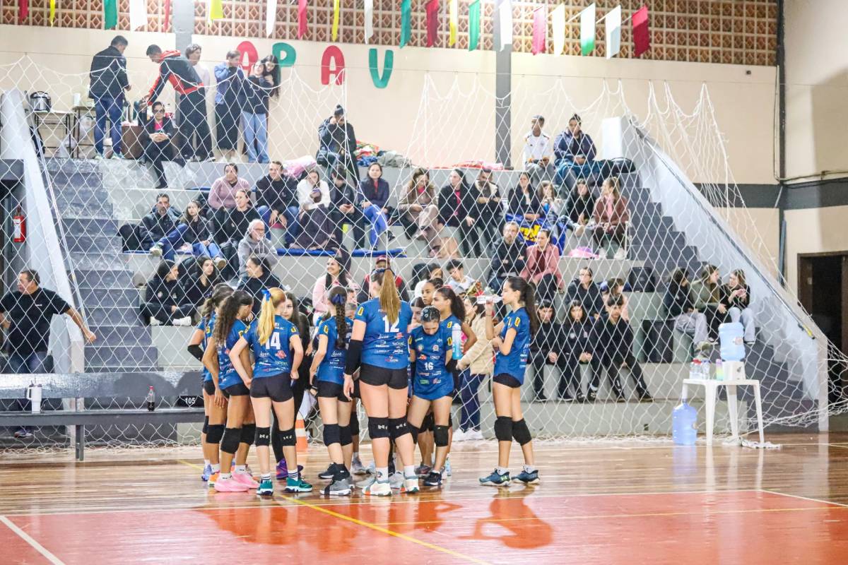 Com apoio da torcida, Vôlei de Forquilhinha conquista vitórias no Estadual — foto 1