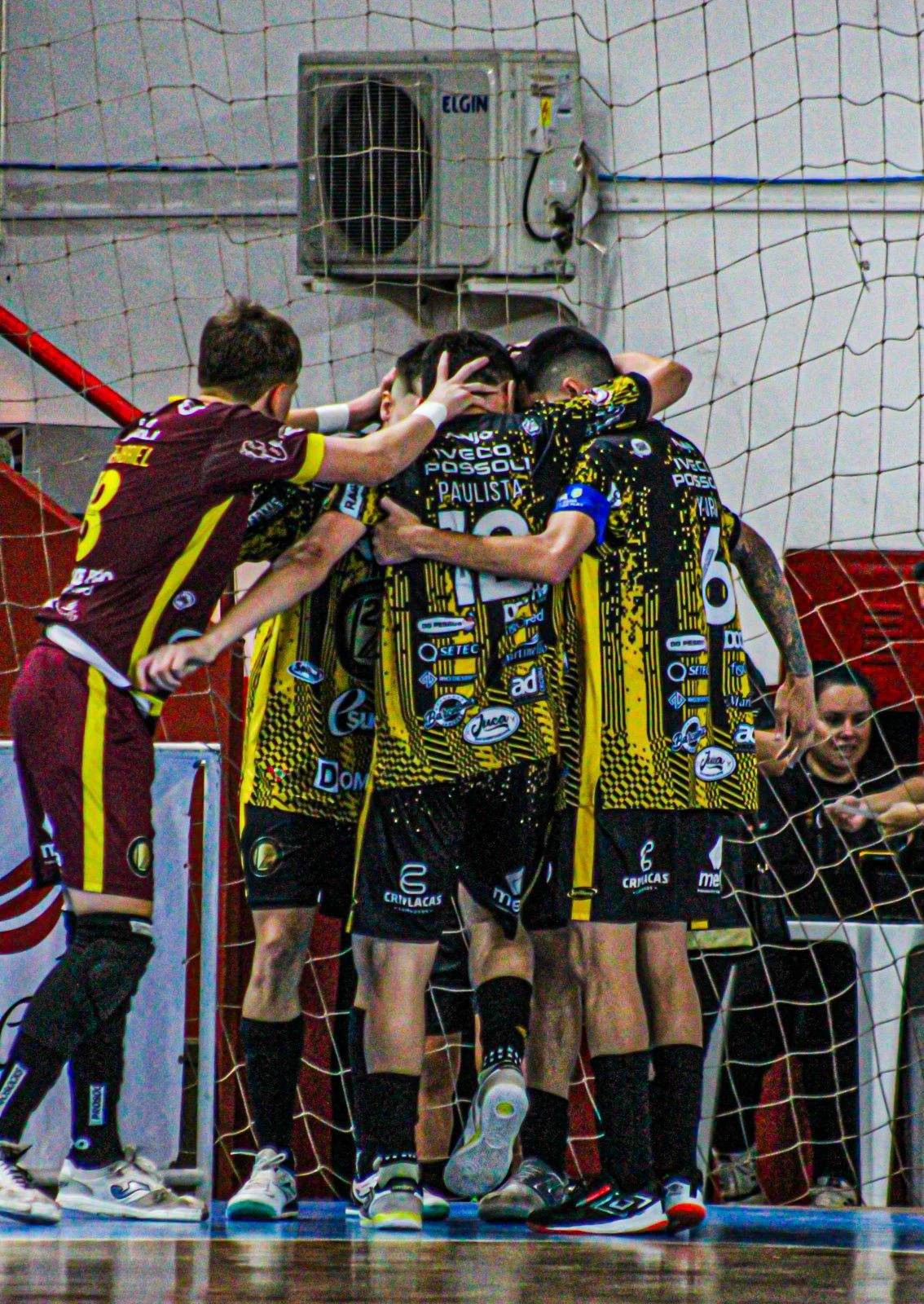 Série Ouro: Criciúma Futsal vence e larga em vantagem nas quartas de final — foto 1