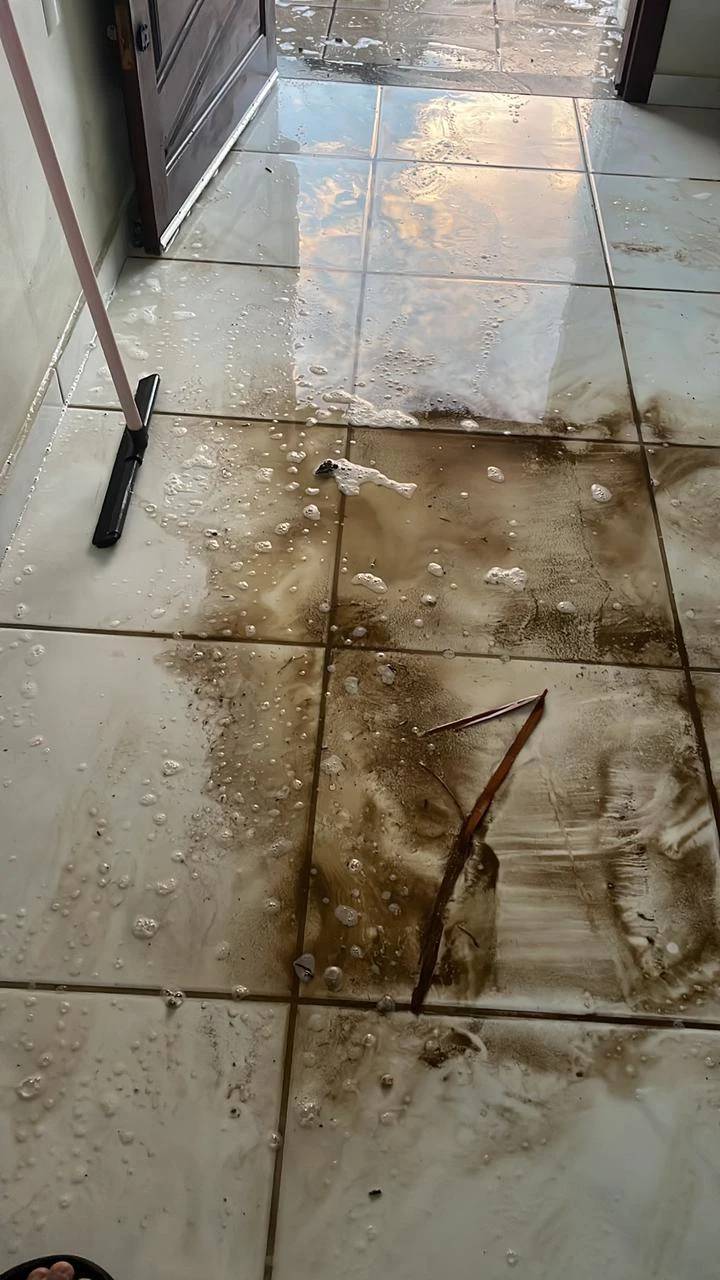 Chuva intensa provoca alagamentos e água invade casas em bairros de Criciúma — foto 11