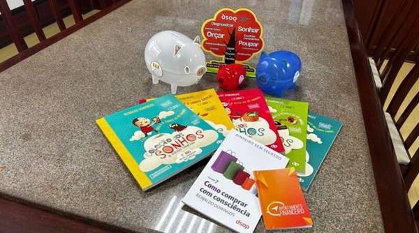 Projeto conta com 35 kits pedagógicos