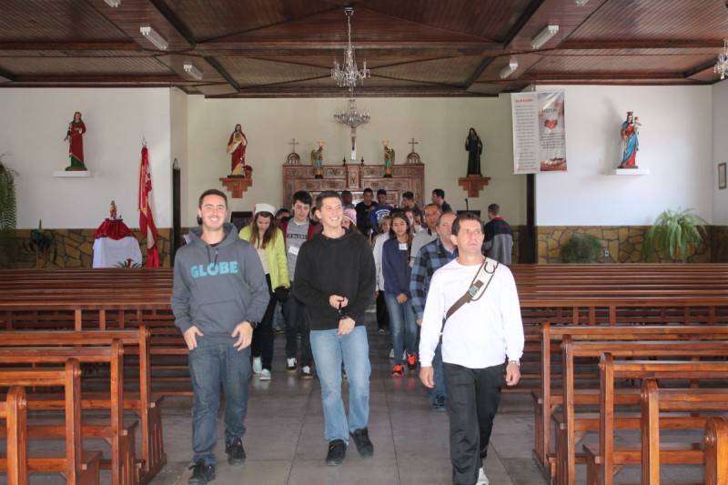 Rogacionistas realizam estágio vocacional com longa caminhada — foto 5