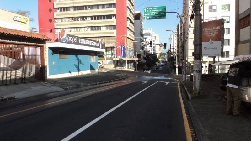 Mudança: rua Almirante Barroso em três pistas — foto 1