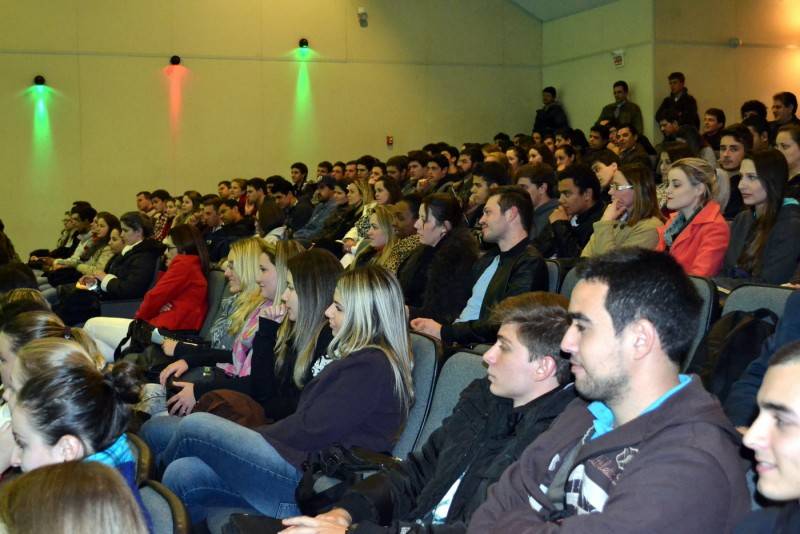 Boas vindas aos calouros marca início do semestre na Unesc — foto 4