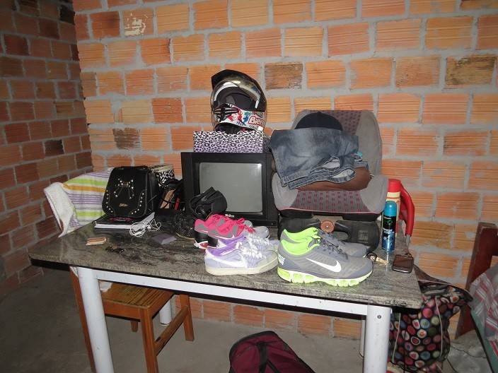 Operação prende três por tráfico e porte ilegal de arma de fogo — foto 1