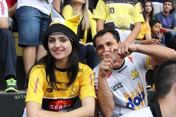 Torcida carvoeira marcou presença no jogo contra o Corinthians — foto 2