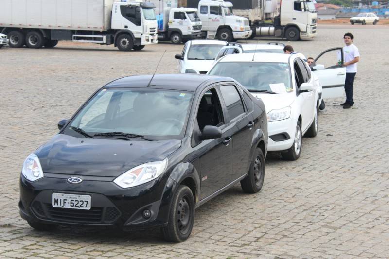 Motoristas aproveitam Inspeção Técnica Veicular de graça — foto 2