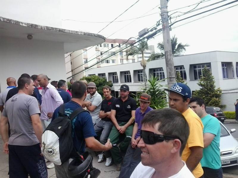 Confusão na posse da nova diretoria do Sindicato dos Mineiros — foto 2