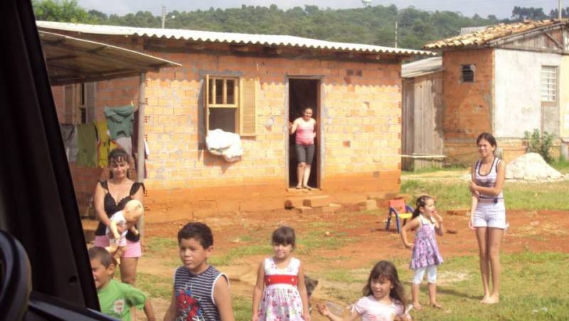Grupo de voluntários recolhe brinquedos para o Natal — foto 1