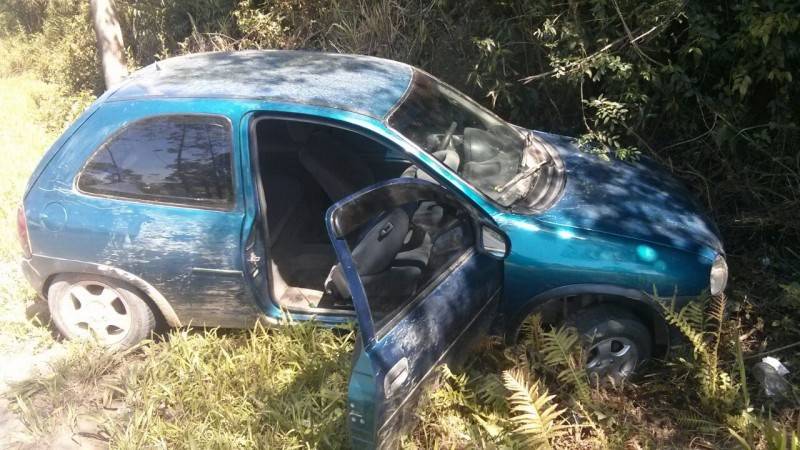 Três são detidos após perseguição policial — foto 2
