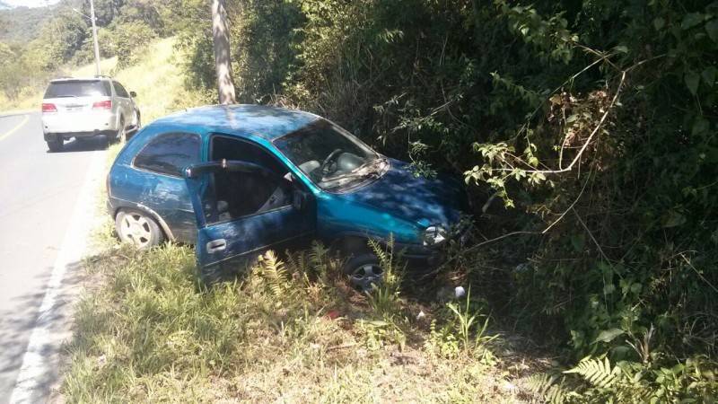 Três são detidos após perseguição policial — foto 3