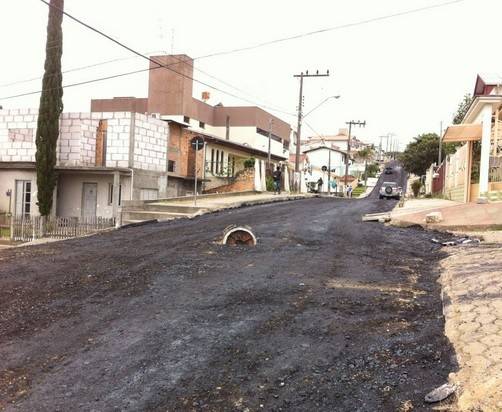 Rua da Polícia Federal recebe capa asfáltica — foto 2