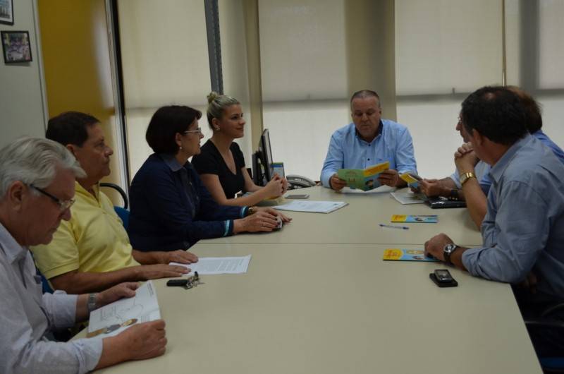 Câmara de Vereadores lança cartilha educativa para as crianças — foto 1