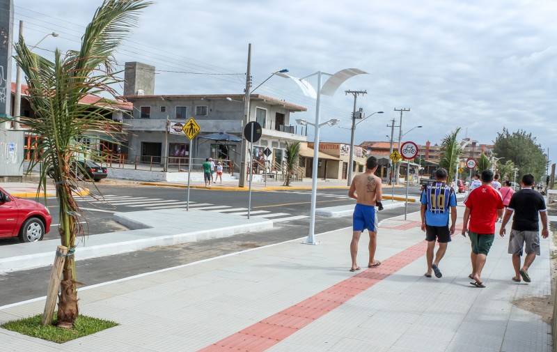 Nova beira-mar é inaugurada nesta segunda-feira em Baln. Gaivota — foto 3