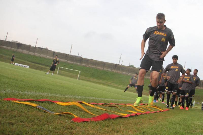 Tigre realiza primeiro treino de campo da temporada — foto 1