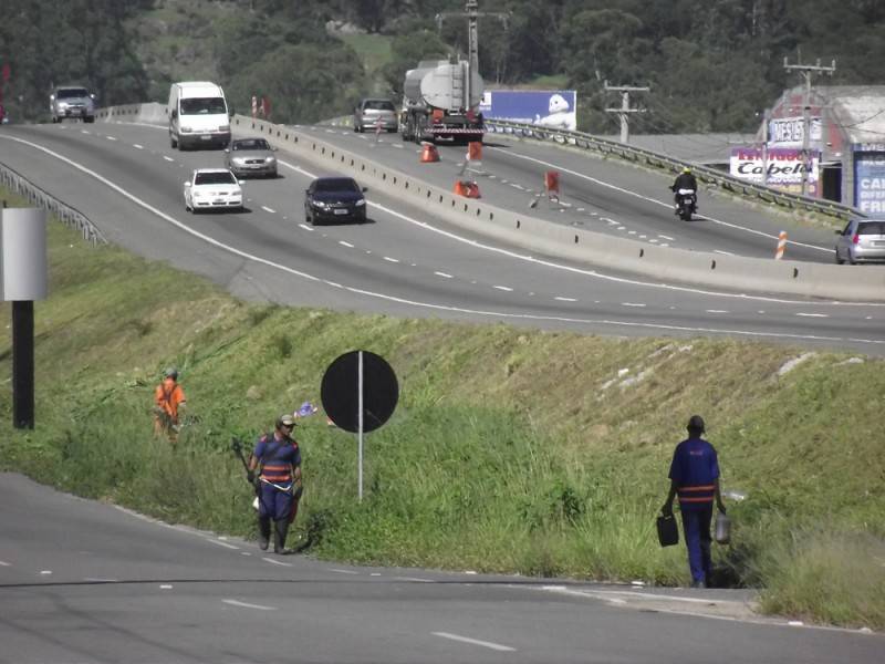 DNIT realiza serviços de conservação em dois pontos da BR-101 Sul — foto 3