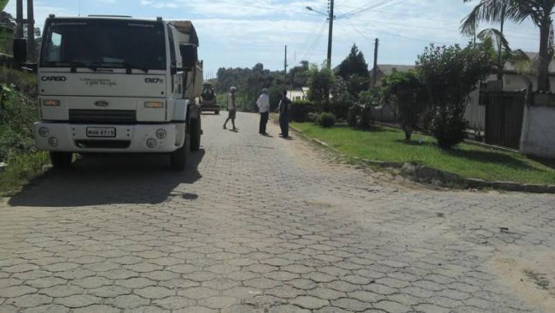 Equipes da Secretaria de Infraestrutura realizam serviços de limpeza e drenagem — foto 2