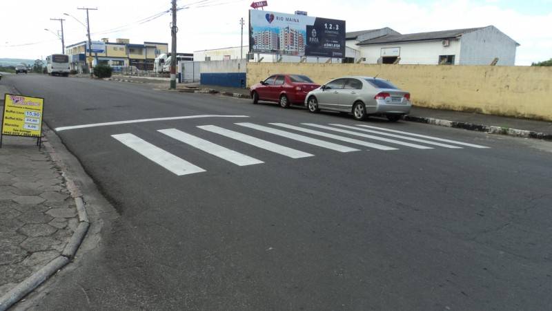 Bairros recebem melhorias na sinalização de trânsito — foto 2