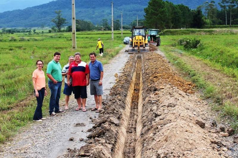 Obra de rede de abastecimento de água começa em Nova Veneza — foto 3