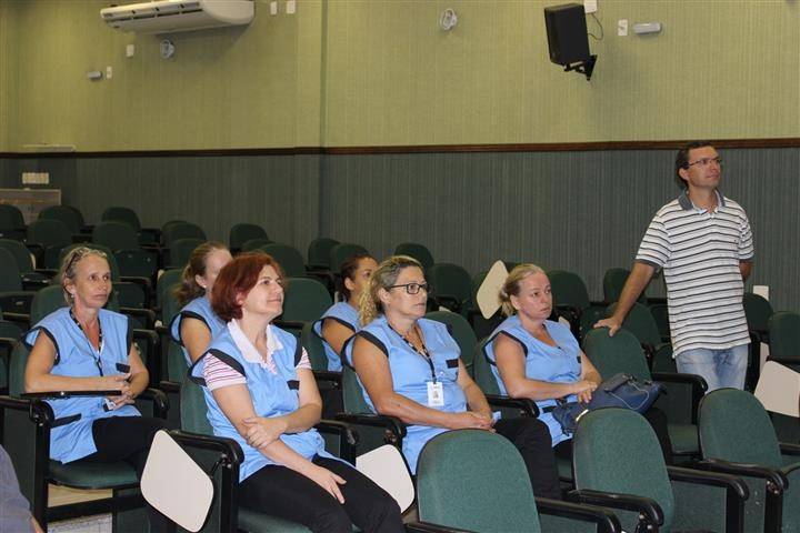 Banheiros da Satc ganham reforço na higienização — foto 1