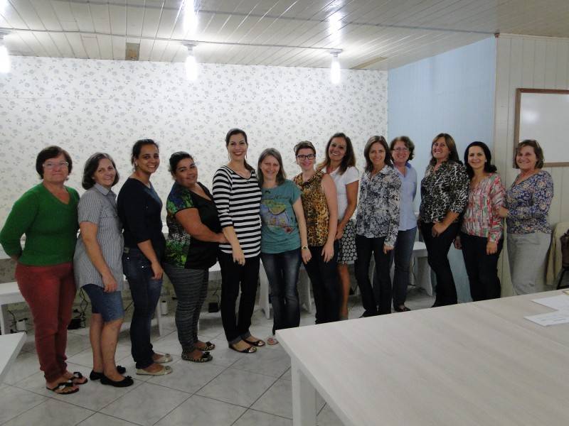 Escola Orleanense de Corte e Costura inicia atividades — foto 1