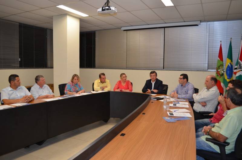 Presidentes de Câmaras de Vereadores da Amrec elencam prioridades para o Sul — foto 1