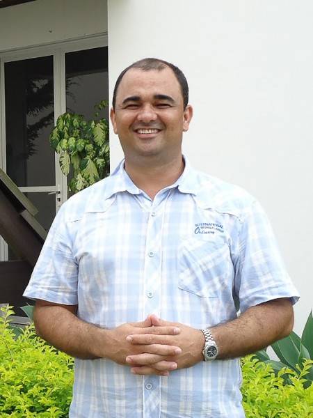 Seminarista Alex Sandro Serafim será ordenado diácono neste domingo — foto 1