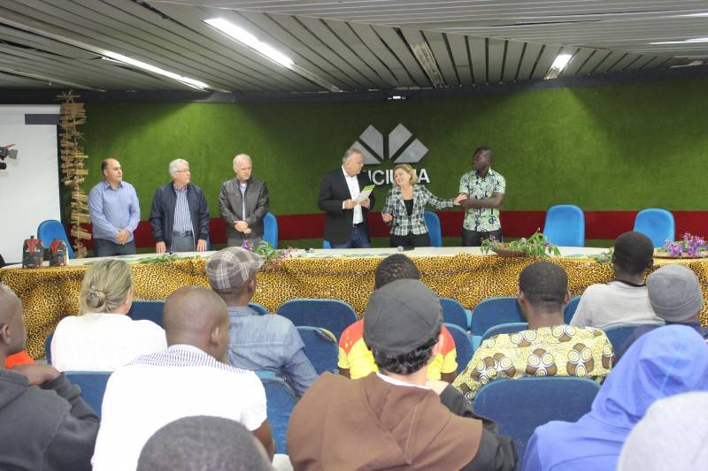 Guia do Imigrante é oficialmente lançado — foto 1