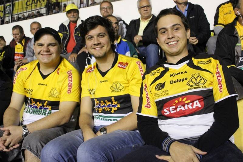 Número de torcedores no Majestoso é duas vezes maior em relação ao último jogo — foto 34