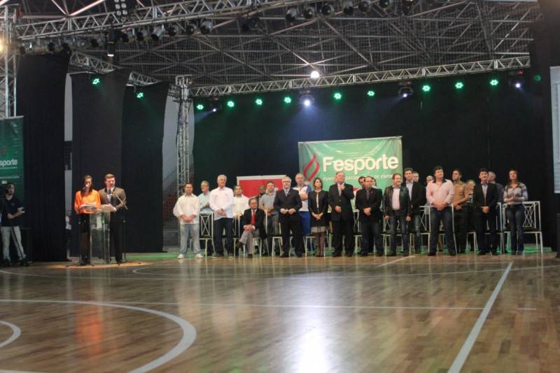 Abertura oficial dos Jogos Abertos da Terceira Idade foi realizada neste sábado — foto 2