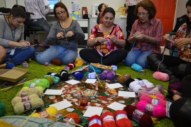 Participantes do Arte na Escola confeccionam Mandalas de Fios — foto 2