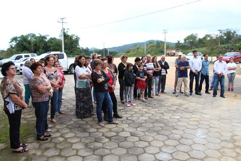 Comunidade de Lauro Müller ganha academia ao ar livre — foto 1