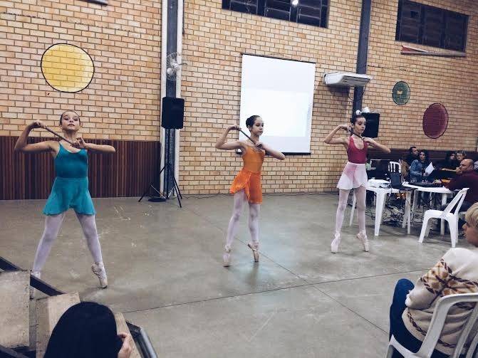 Fundação Cultural de Içara apresenta oficinas em reunião — foto 1