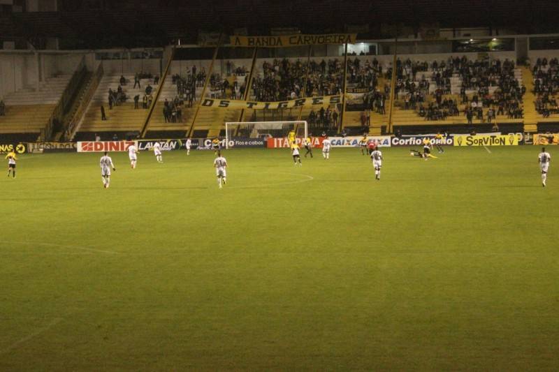 Criciúma reencontra o caminho da vitória no Majestoso — foto 2
