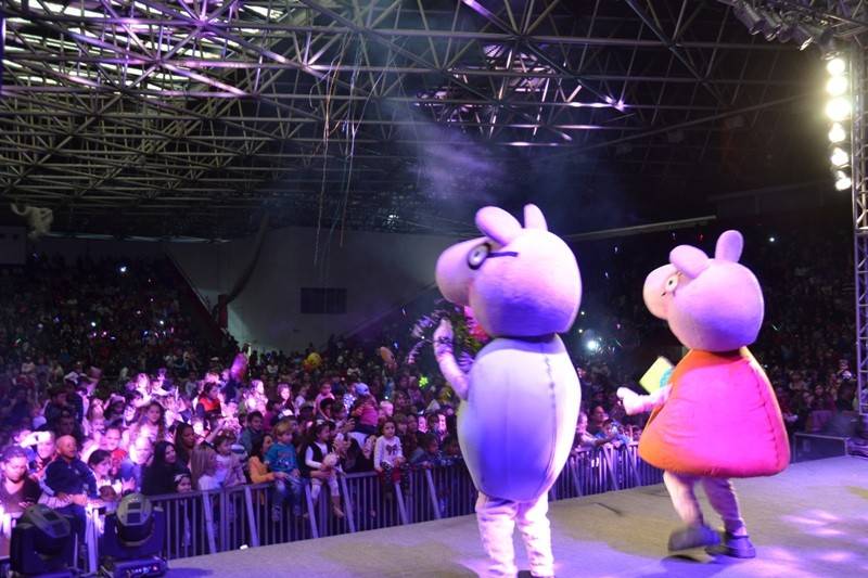 Show infantil Peppa Pig encanta o público — foto 1